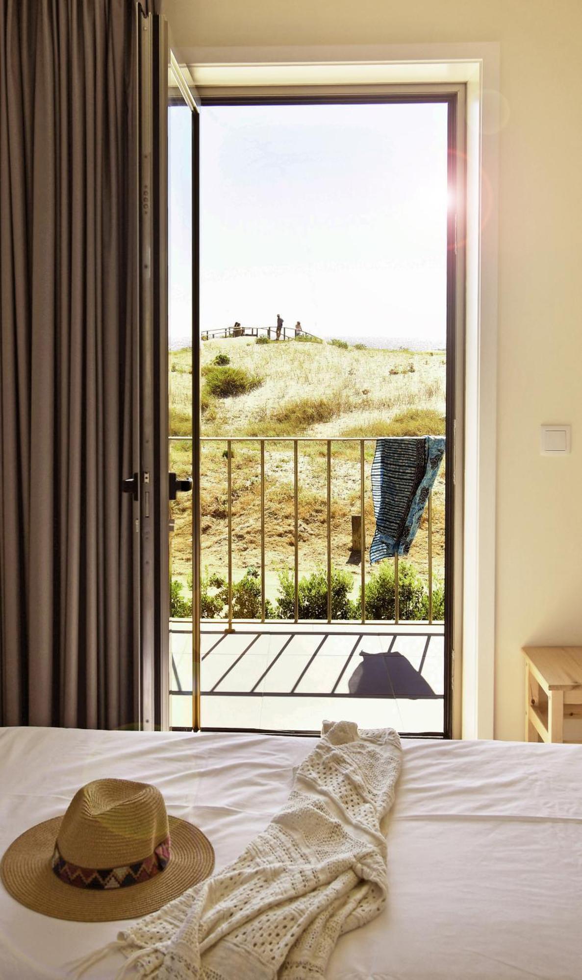Surfivor Surf Camp Hotel Esmoriz Eksteriør billede